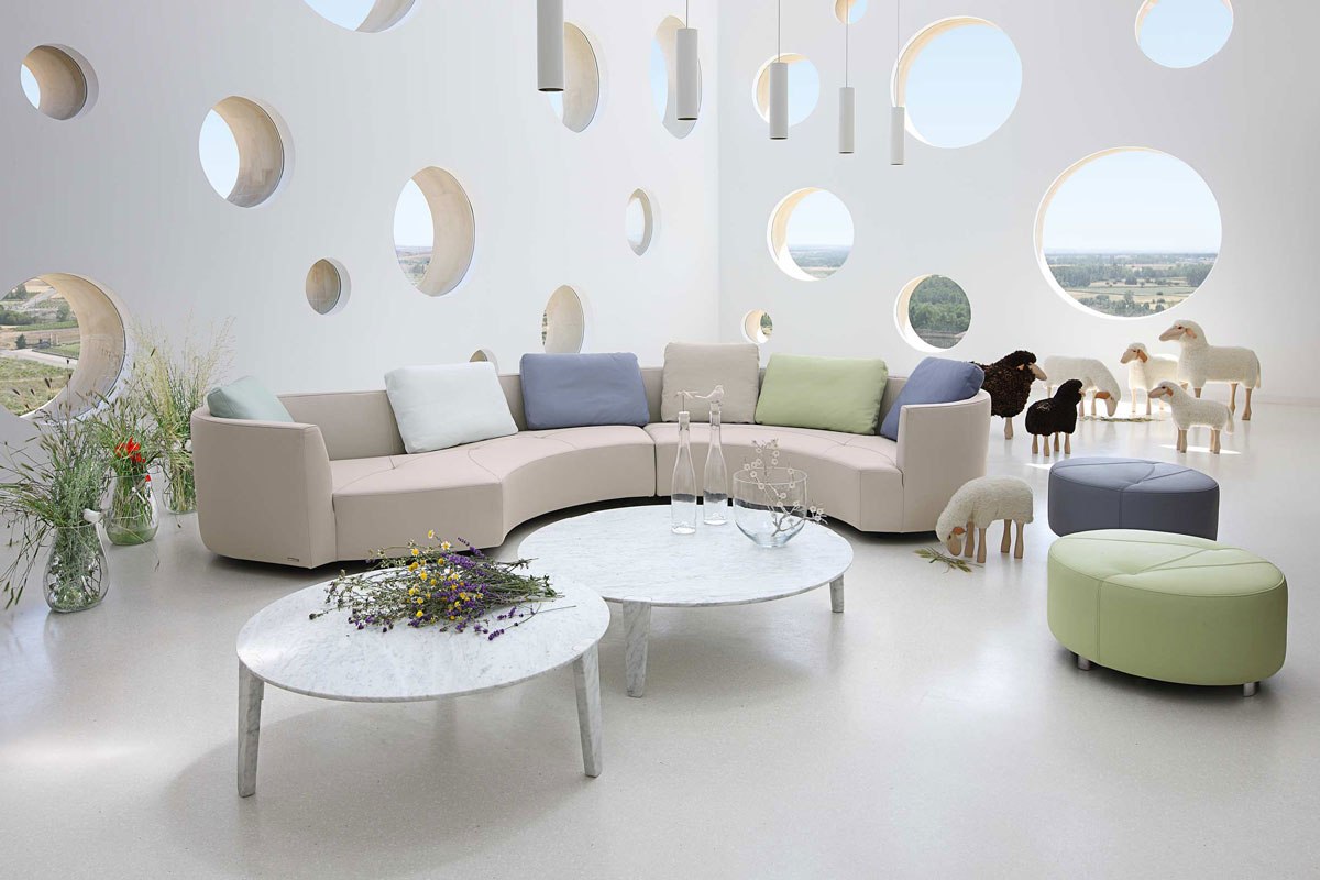 Новые диваны Blogger, Interview, Cinetique и Tangram от Roche Bobois